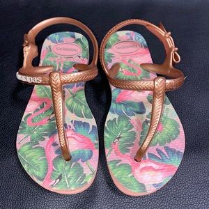 Havaianas Girl Strap Sandals USA 11 Bronze